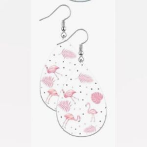 Flamingo teardrop earrings wooden new e17
